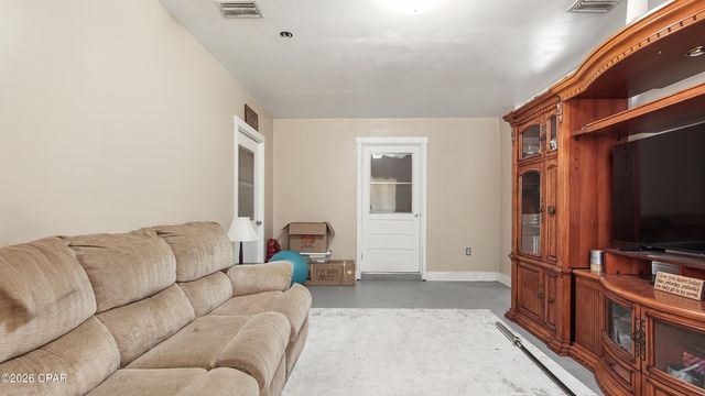 9541 Stauber Lane, Youngstown, FL 32466