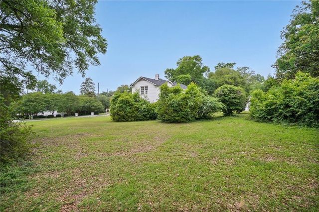 103 S Mcgregor Avenue, Mobile, AL 36608