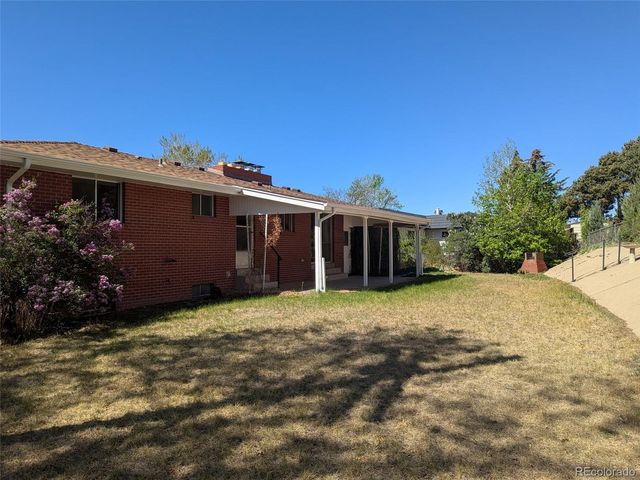 8223 W 62nd Place, Arvada, CO 80004