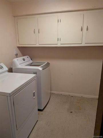 8223 W 62nd Place, Arvada, CO 80004