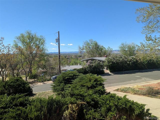 8223 W 62nd Place, Arvada, CO 80004