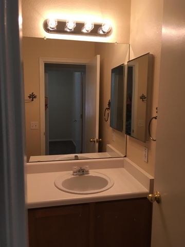 7911 W School Hill Place, Tucson, AZ 85743
