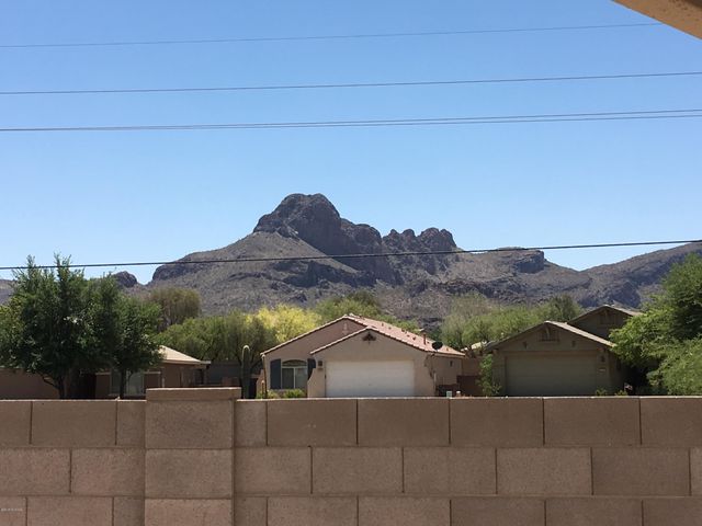 7911 W School Hill Place, Tucson, AZ 85743