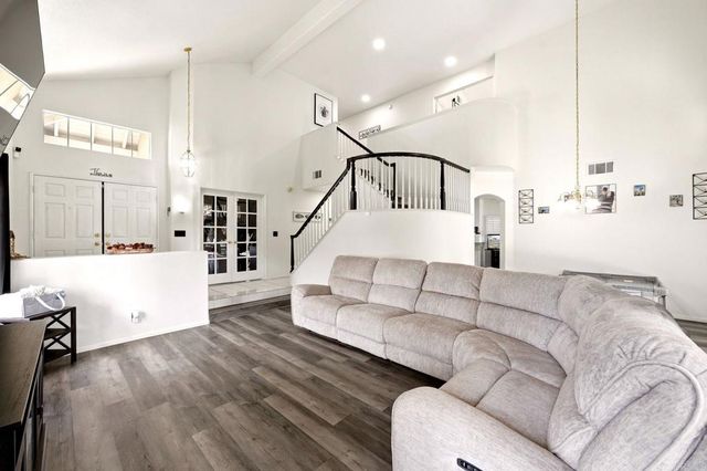 43115 Corte Fresca, Temecula, CA 92592