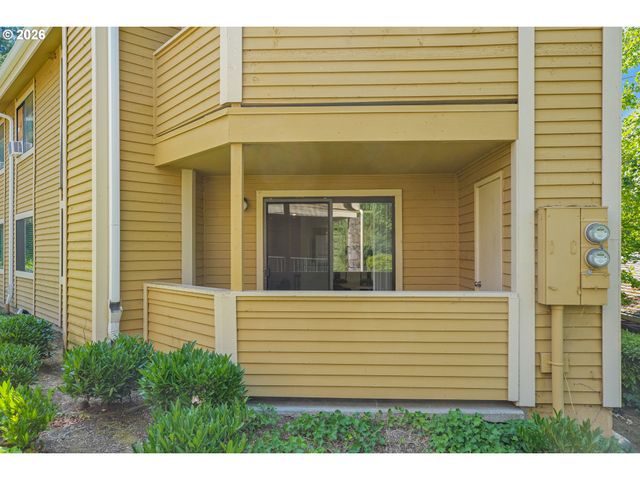 9842 Se TALBERT St, Clackamas, OR 97015