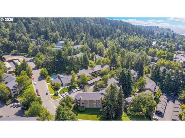 9842 Se TALBERT St, Clackamas, OR 97015