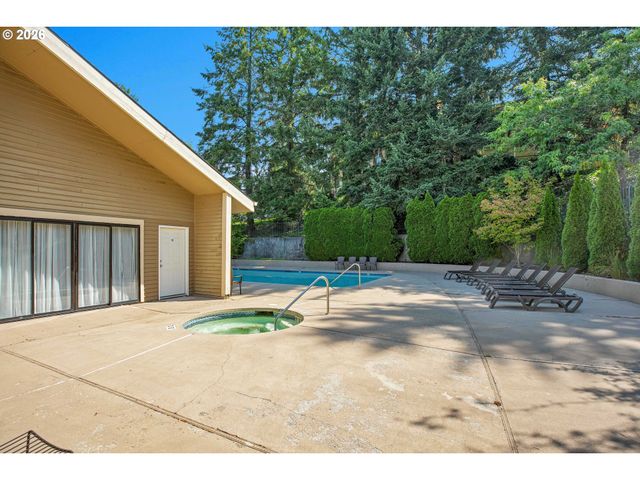 9842 Se TALBERT St, Clackamas, OR 97015