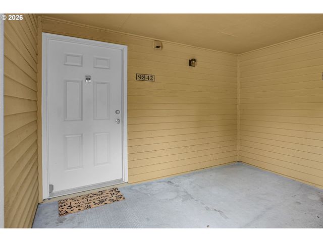 9842 Se TALBERT St, Clackamas, OR 97015