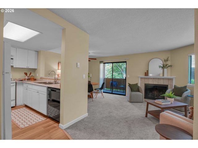 9842 Se TALBERT St, Clackamas, OR 97015