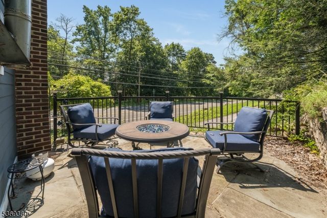 79 Fairview Ave, High Bridge Boro, NJ 08829