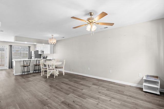 614 3rd Ave S Apt 6B, North Myrtle Beach, SC 29582