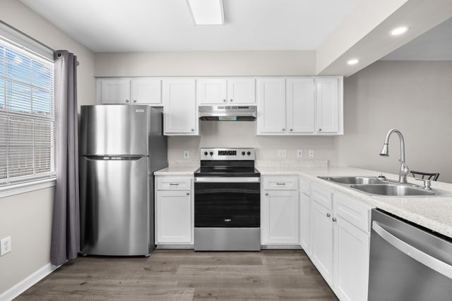 614 3rd Ave S Apt 6B, North Myrtle Beach, SC 29582