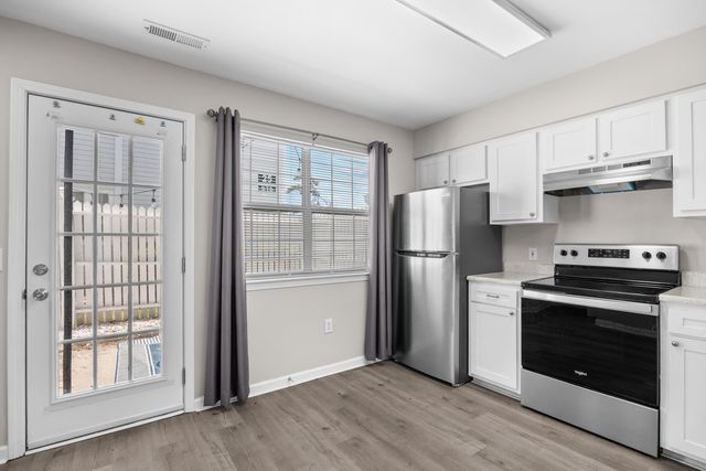 614 3rd Ave S Apt 6B, North Myrtle Beach, SC 29582