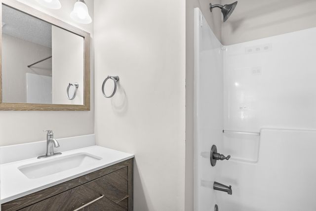 614 3rd Ave S Apt 6B, North Myrtle Beach, SC 29582