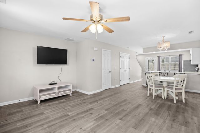 614 3rd Ave S Apt 6B, North Myrtle Beach, SC 29582