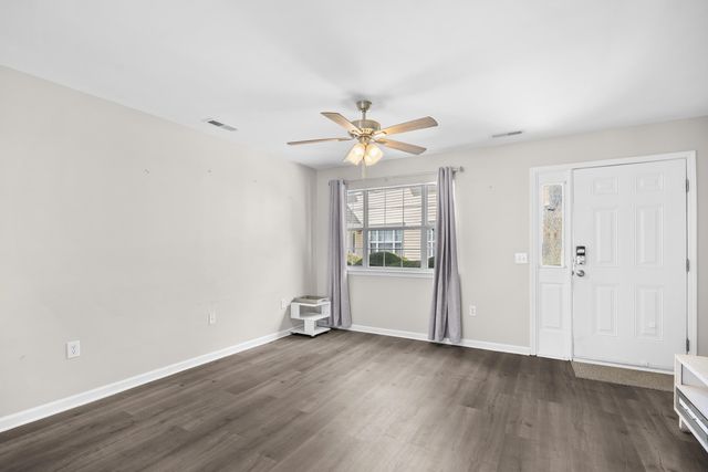 614 3rd Ave S Apt 6B, North Myrtle Beach, SC 29582