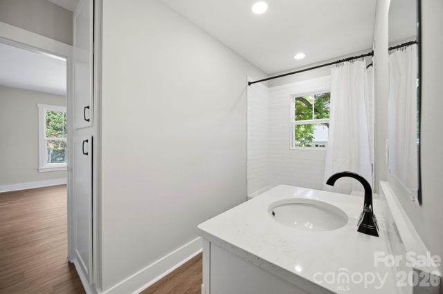 1012 Midlake Road, Kannapolis, NC 28083