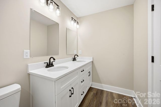 1012 Midlake Road, Kannapolis, NC 28083