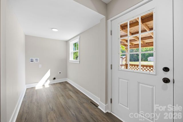 1012 Midlake Road, Kannapolis, NC 28083