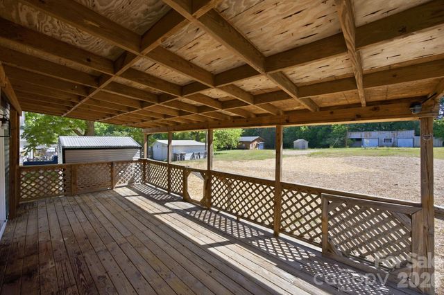 1012 Midlake Road, Kannapolis, NC 28083