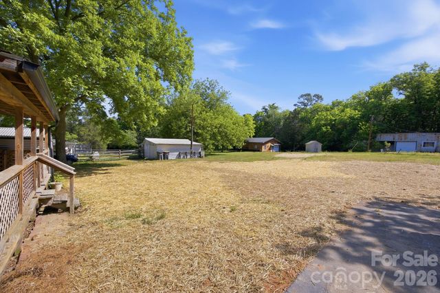 1012 Midlake Road, Kannapolis, NC 28083