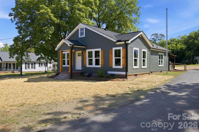 1012 Midlake Road, Kannapolis, NC 28083