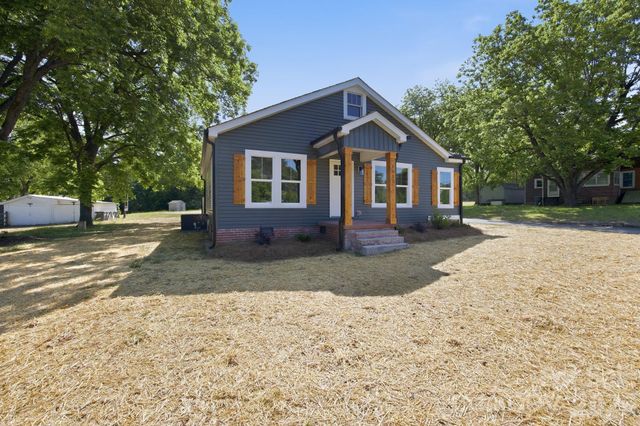 1012 Midlake Road, Kannapolis, NC 28083