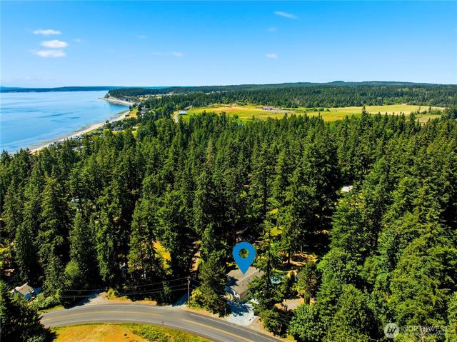 5807 Cameron Road, Freeland, WA 98249
