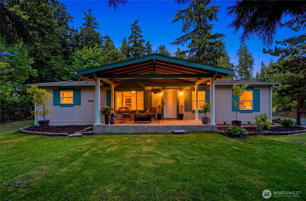 5807 Cameron Road, Freeland, WA 98249