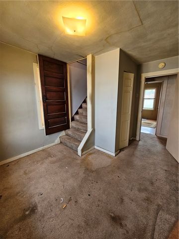 924 Summit St, Tarentum, PA 15084