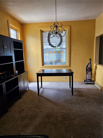 924 Summit St, Tarentum, PA 15084