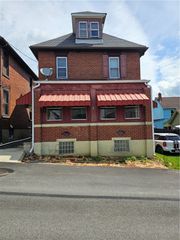 924 Summit St, Tarentum, PA 15084