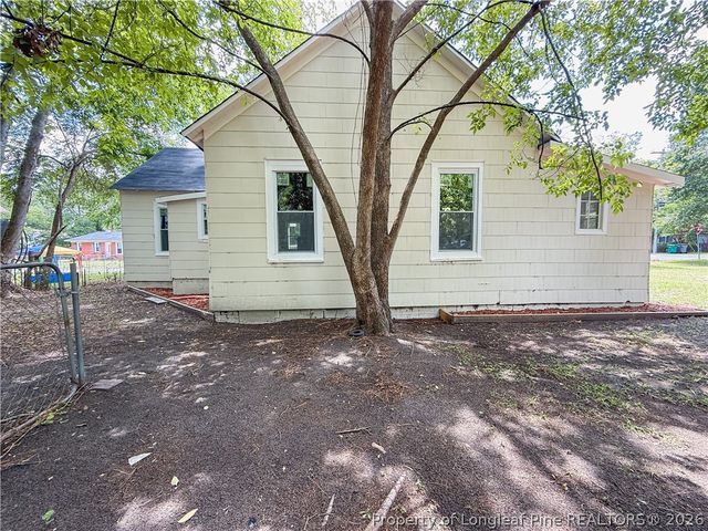 5552 River Road, Hope Mills, NC 28348