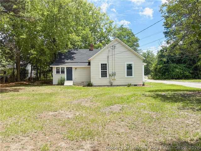 5552 River Road, Hope Mills, NC 28348