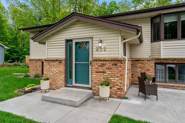 312 Circle Lane SE, Saint Michael, MN 55376