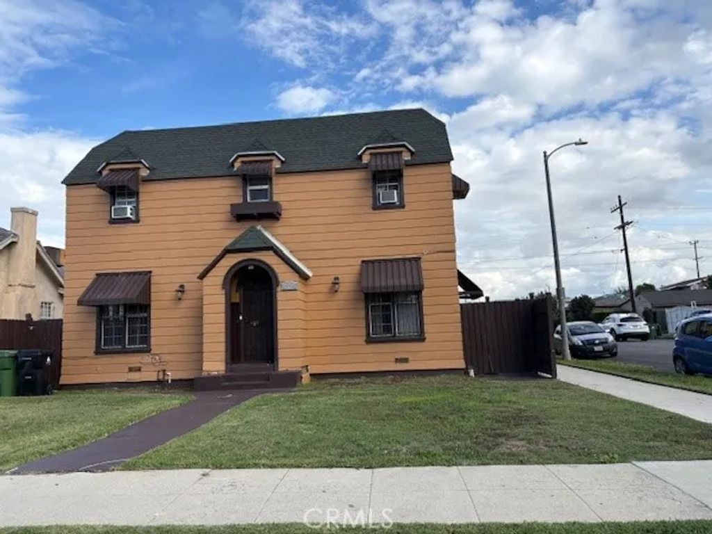 4238 La Salle, Los Angeles, CA 90062