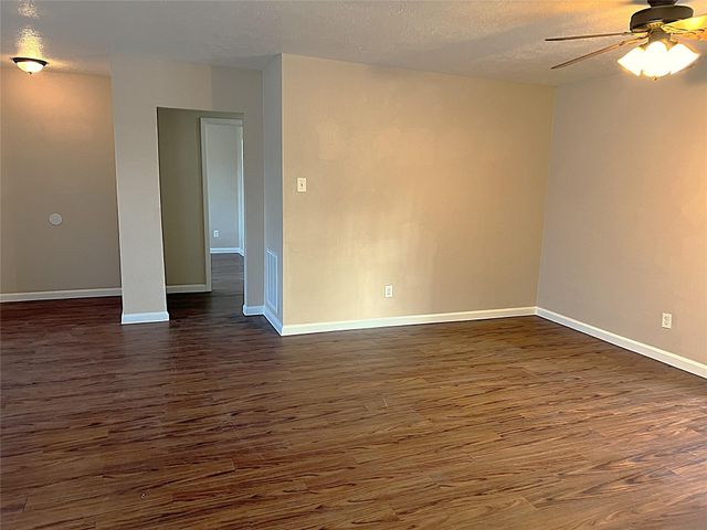 1121 Alice Lane, Deer Park, TX 77536