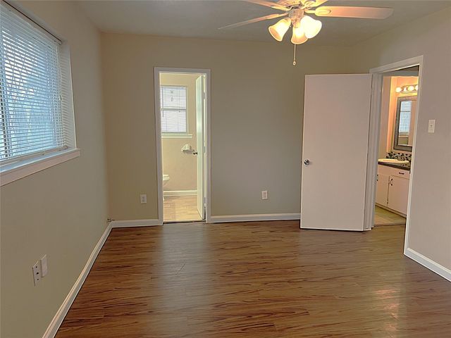 1121 Alice Lane, Deer Park, TX 77536