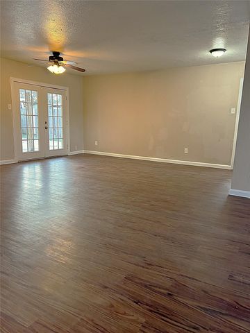 1121 Alice Lane, Deer Park, TX 77536