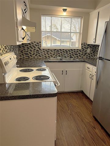 1121 Alice Lane, Deer Park, TX 77536