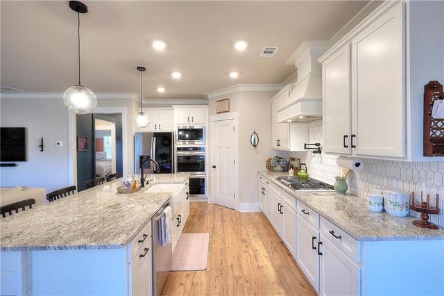 16 Boxwood Court, Monroe, GA 30655