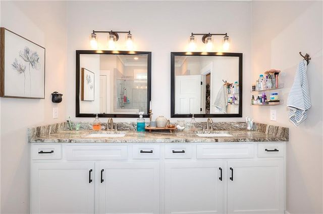 16 Boxwood Court, Monroe, GA 30655