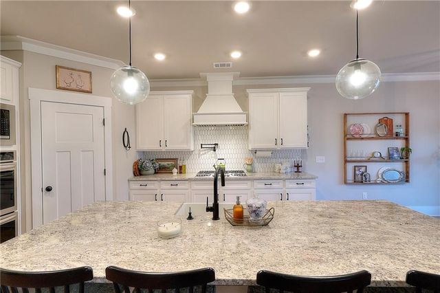 16 Boxwood Court, Monroe, GA 30655