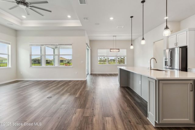 8969 Shoreline Avenue, Melbourne, FL 32940