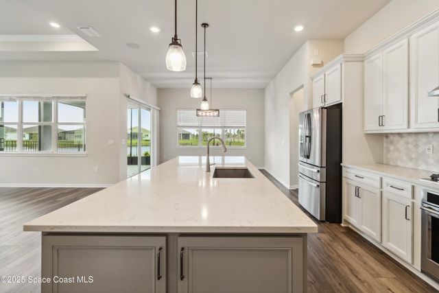 8969 Shoreline Avenue, Melbourne, FL 32940