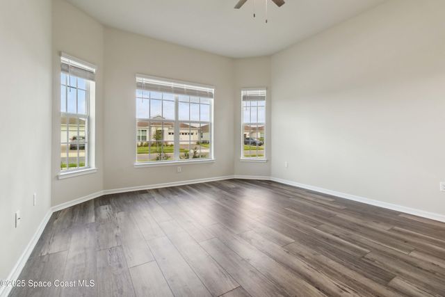 8969 Shoreline Avenue, Melbourne, FL 32940