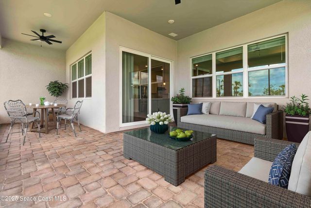 8969 Shoreline Avenue, Melbourne, FL 32940