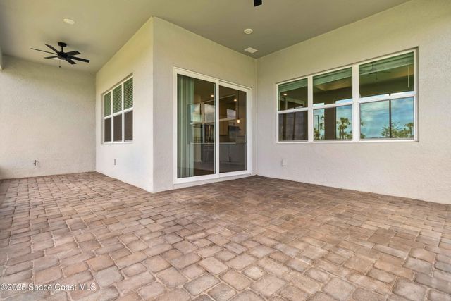 8969 Shoreline Avenue, Melbourne, FL 32940