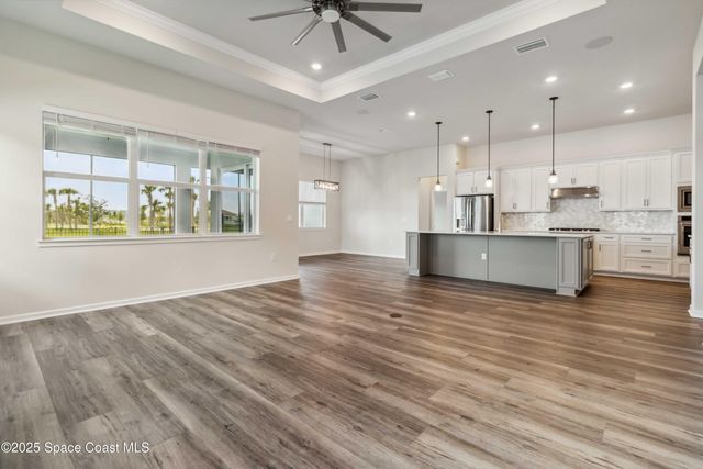 8969 Shoreline Avenue, Melbourne, FL 32940