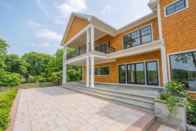 106 Cove Road, Northport, NY 11768